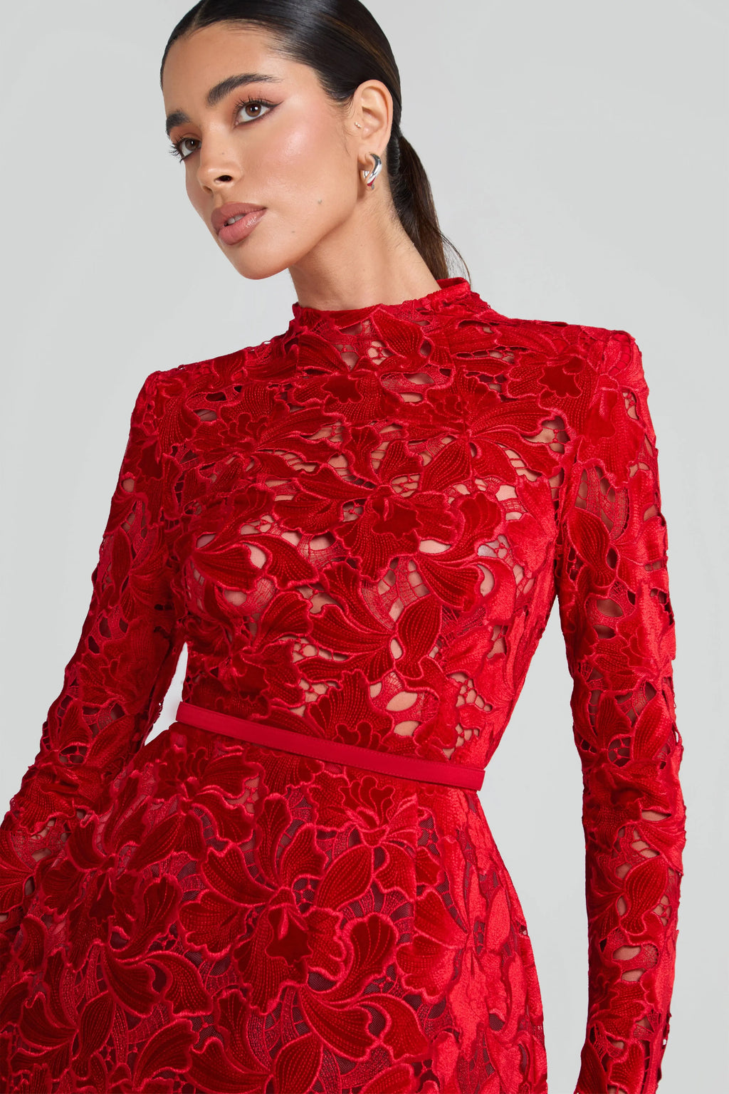 sherry Long-sleeved zippered lace mini dress in red Avalabel
