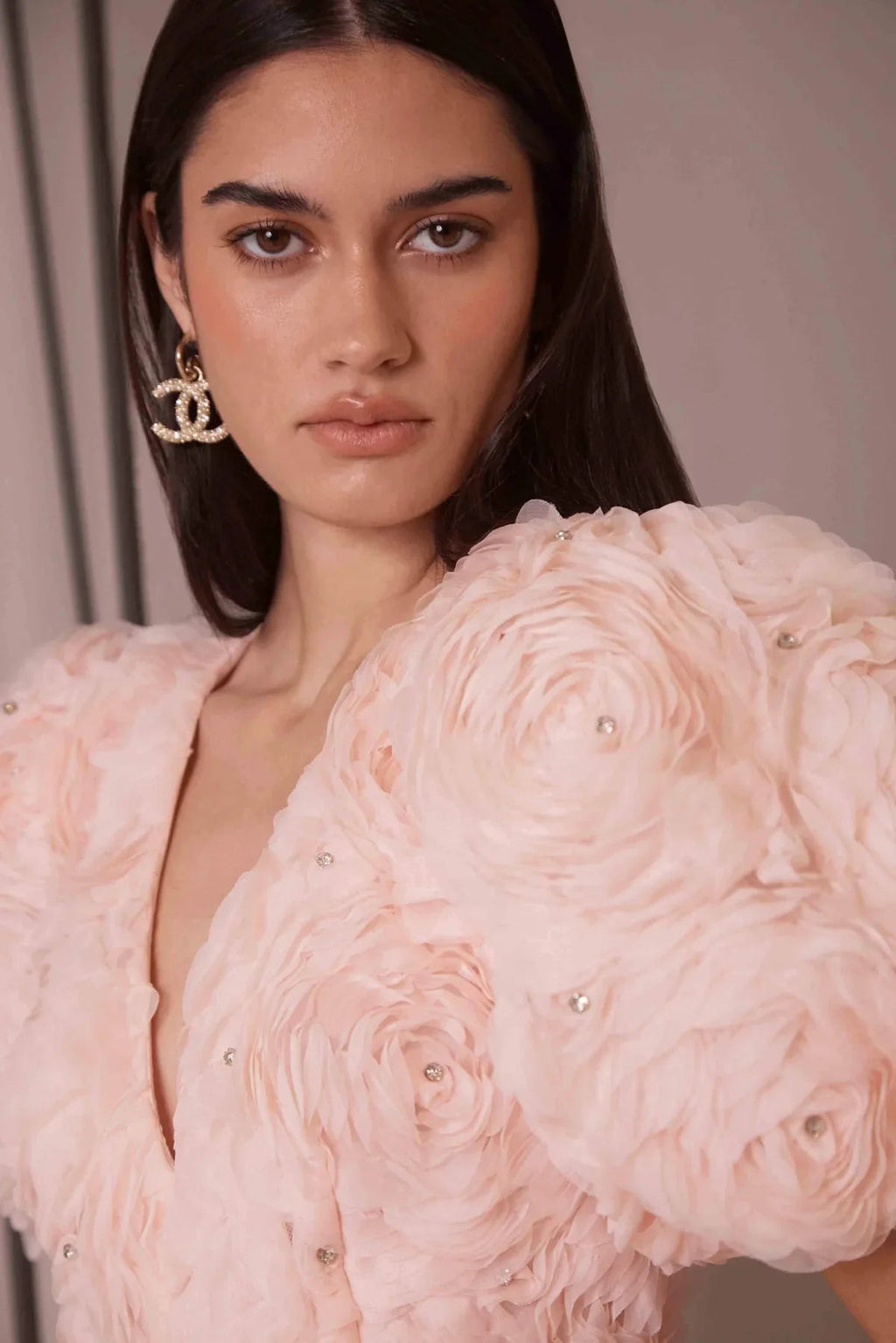 v-Neck Flower Embellished Puff Mini Dress in Ballet Pink Avalabel