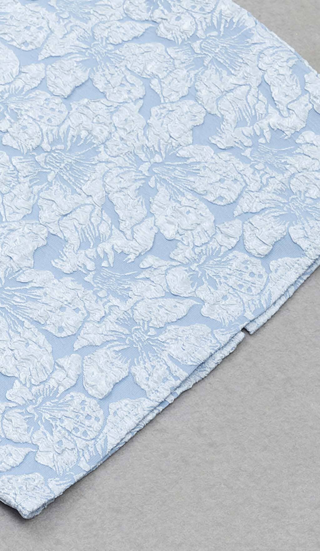 Jacquard PUFF SLEEVE MIDI DRESS IN SKY blue Avalabel