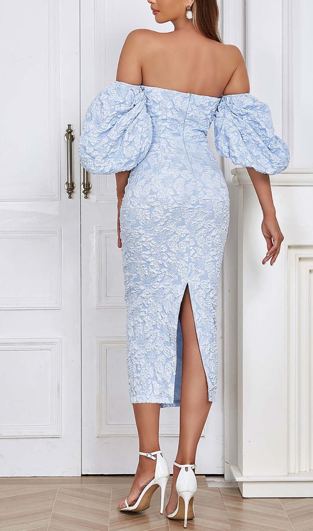 Jacquard PUFF SLEEVE MIDI DRESS IN SKY blue Avalabel
