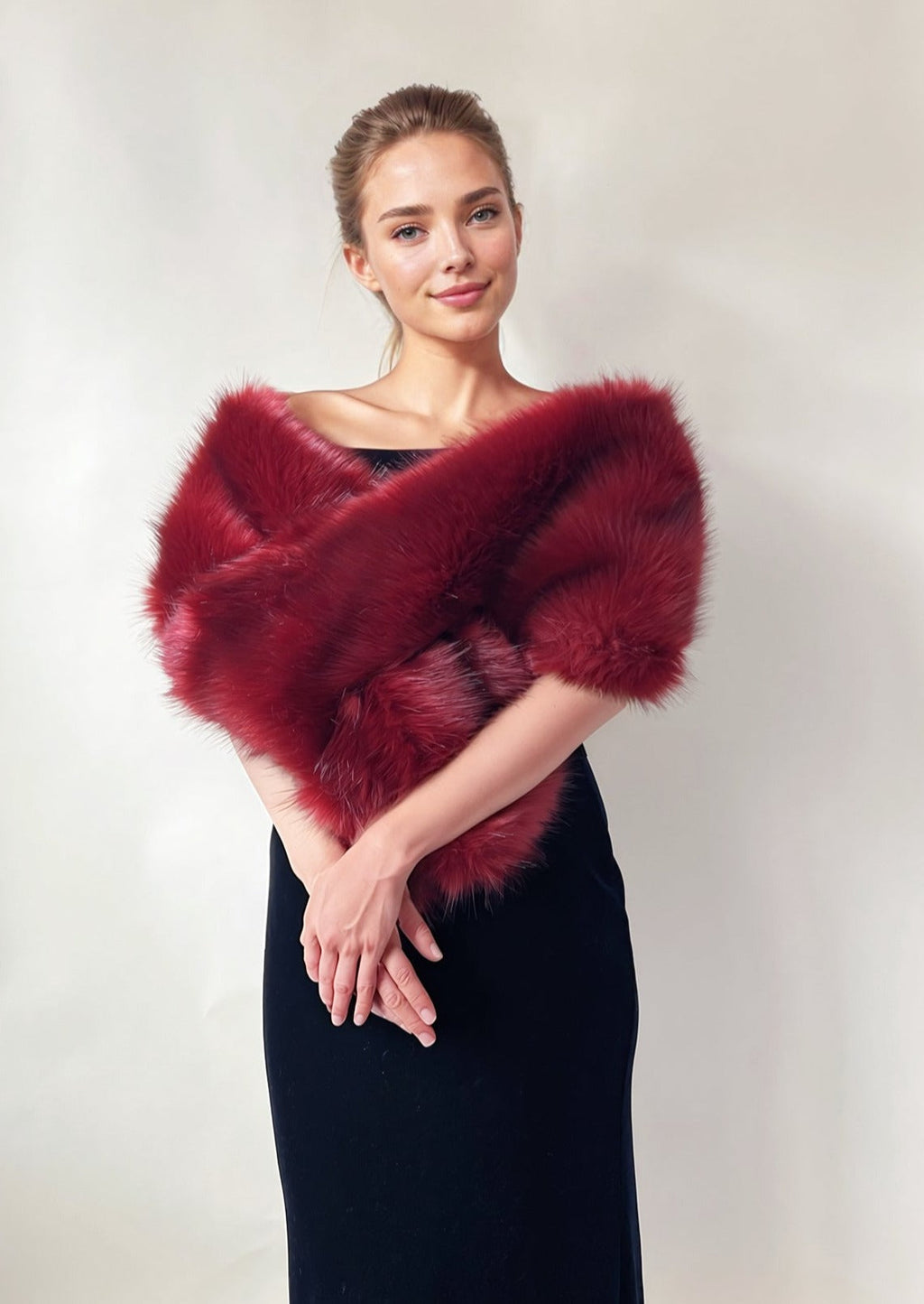 hulda Fur Shawl in wine red Avalabel