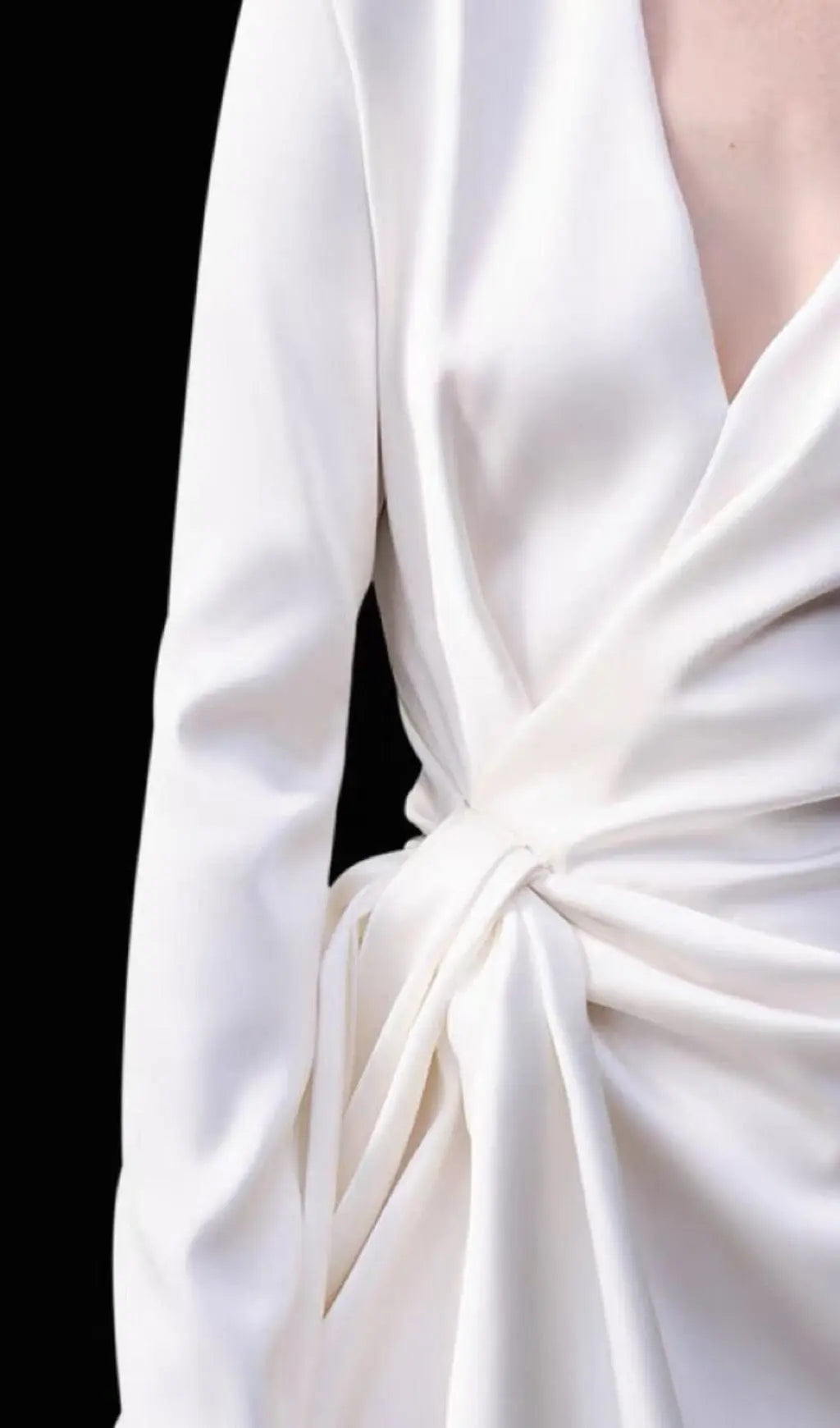 IRREGULAR LONG SLEEVE DRESS IN WHITE Avalabel