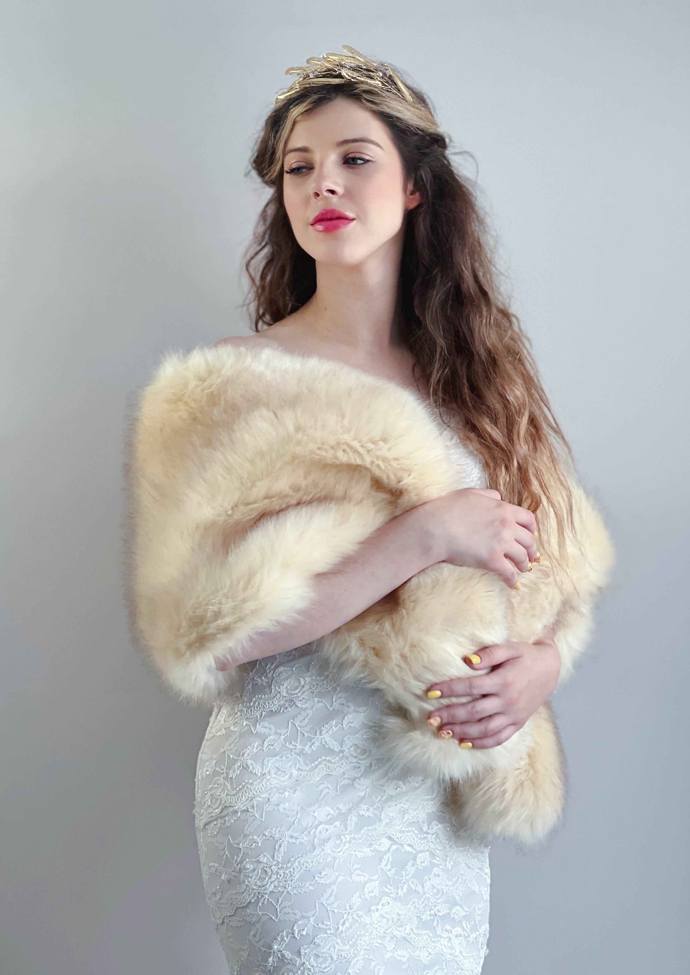 isabel Fur Shawl Avalabel