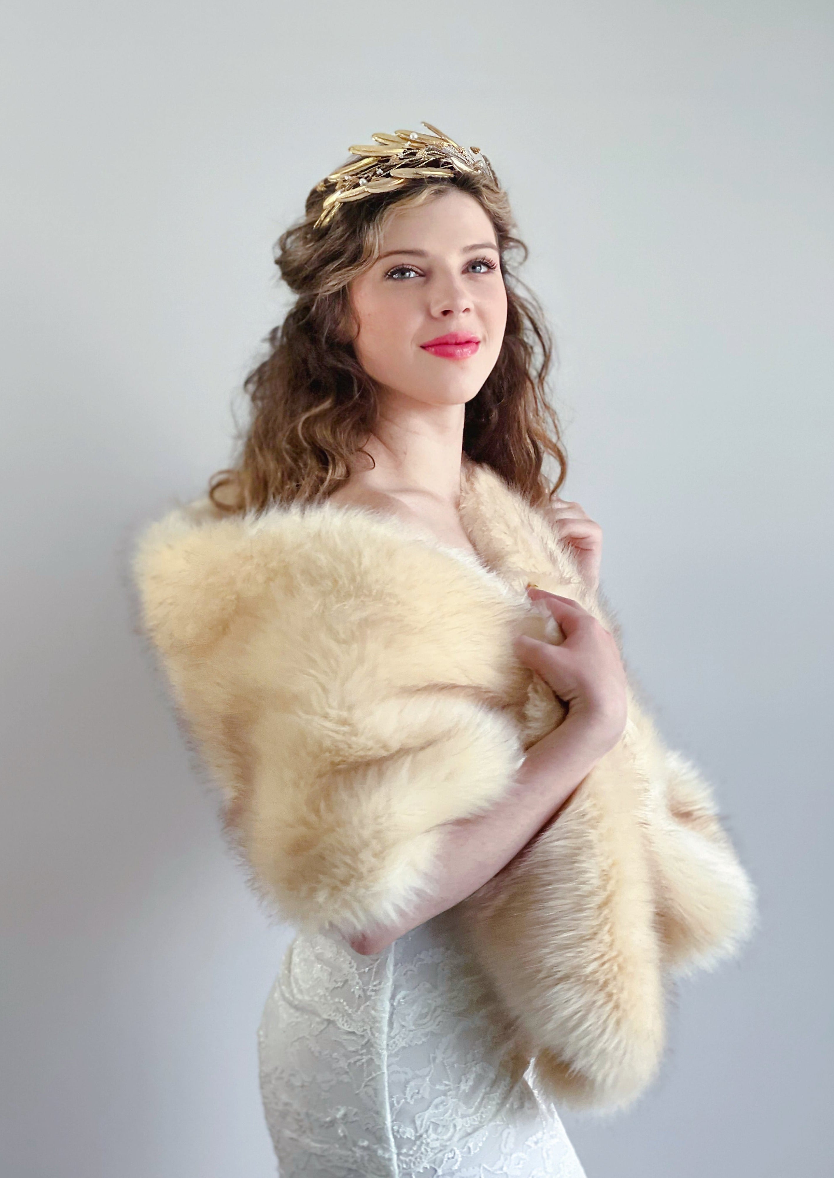 isabel Fur Shawl Avalabel