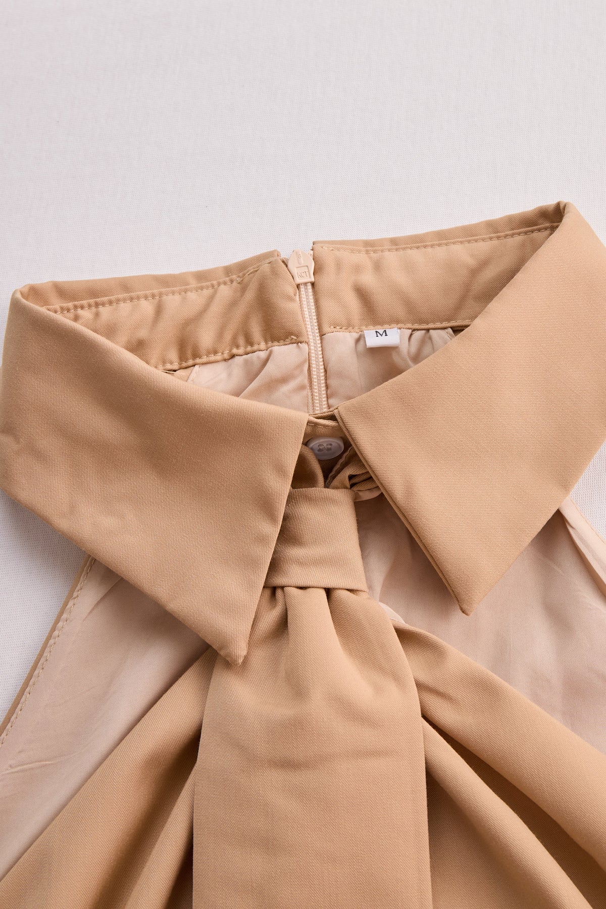 Stylish Sleeveless Halter Blouse with Neck Tie Detail Avalabel
