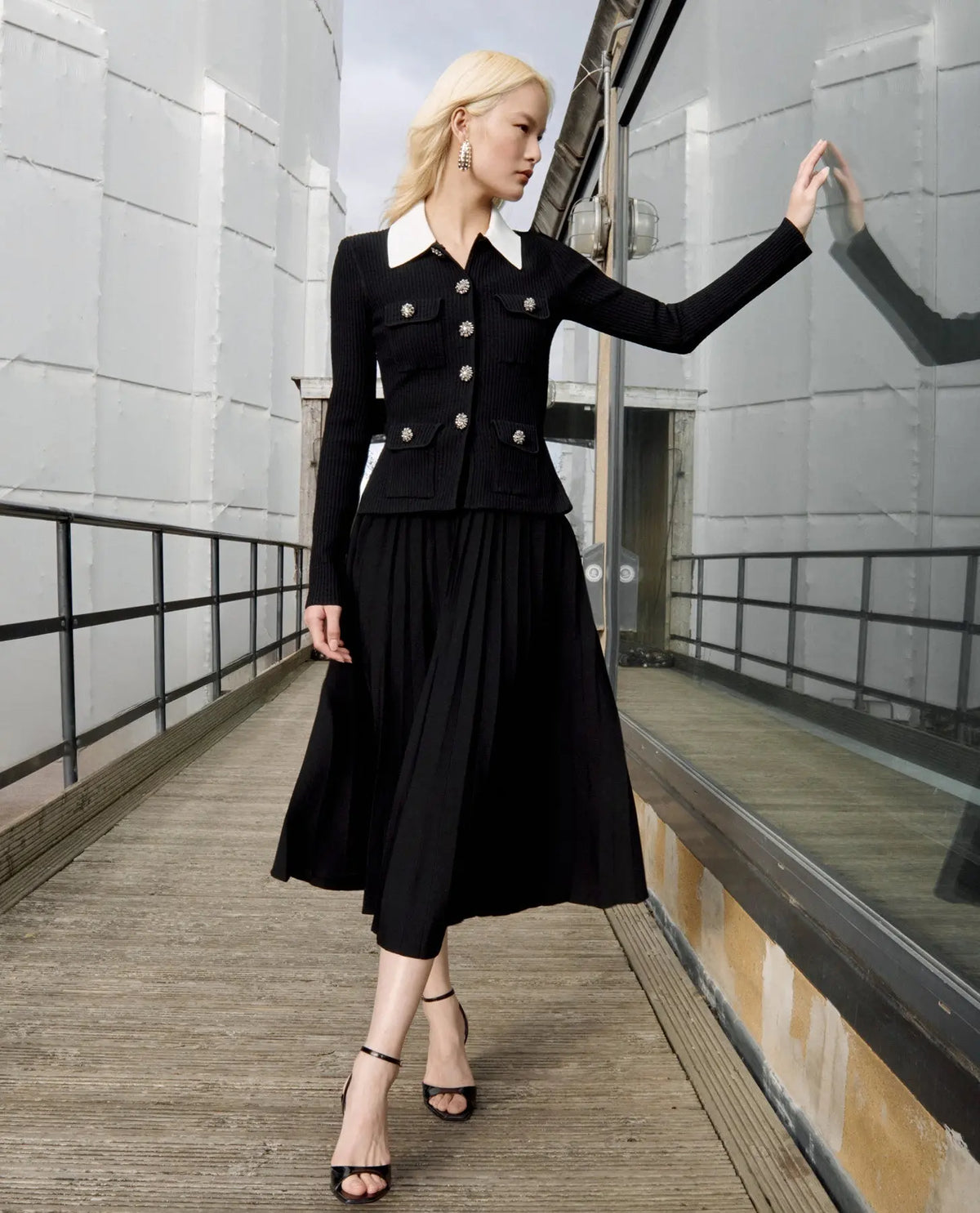 evangeline Black Tailored Knit Midi Dress Avalabel