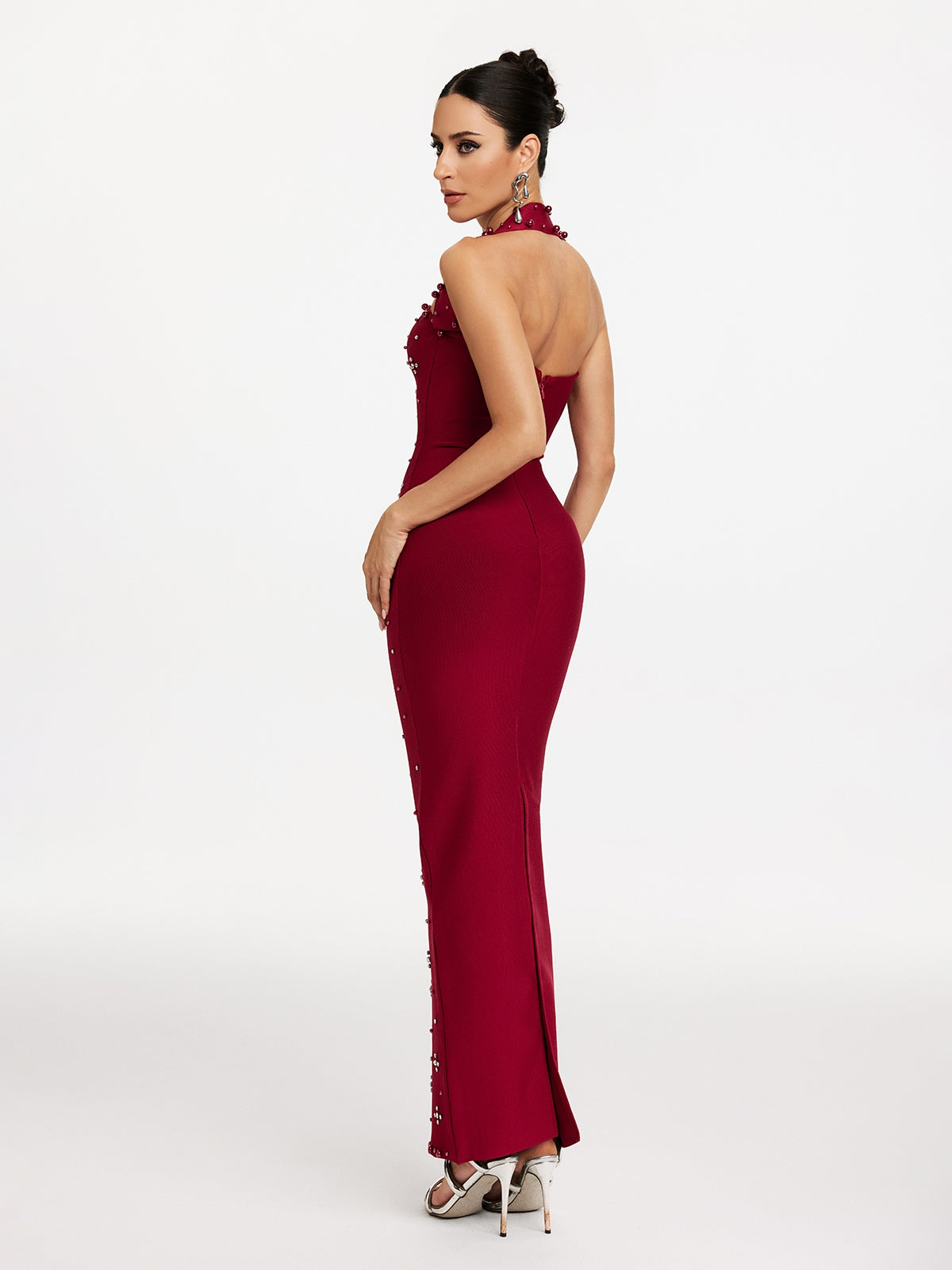 elvira Halterneck Pearl Bandage midi Dress in red Avalabel