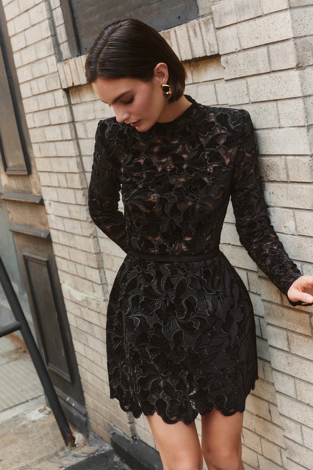 sherry Long-sleeved zippered lace mini dress in black Avalabel