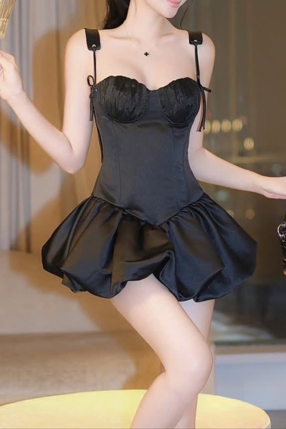 Elvira Suspender Ballet Mini Dress in Black Avalabel