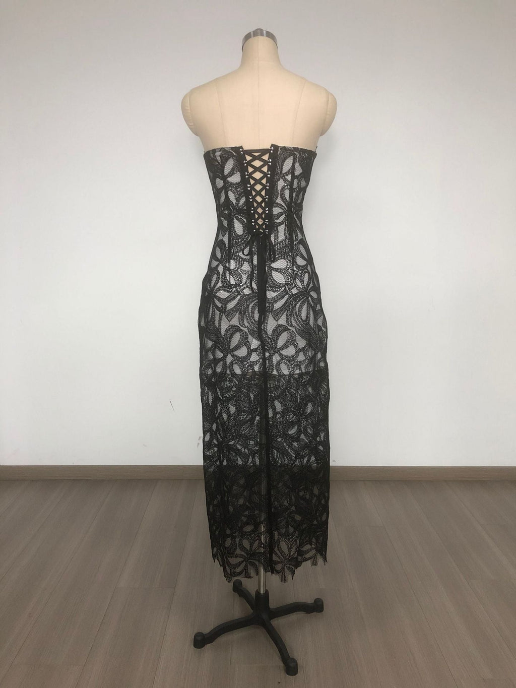 Letitia Strapless Flower Embroidered Midi Dress Avalabel