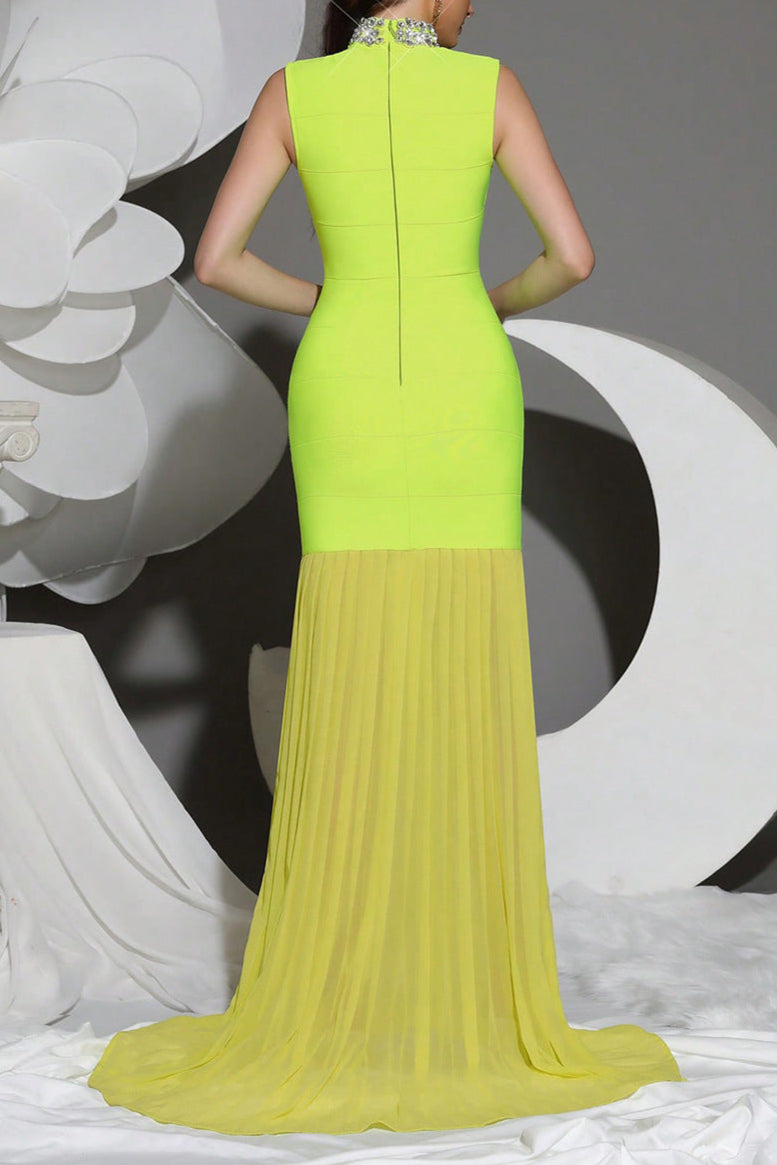 Amy Mesh Stitching Diamond High Collar Bandage Maxi Dress in Green Avalabel