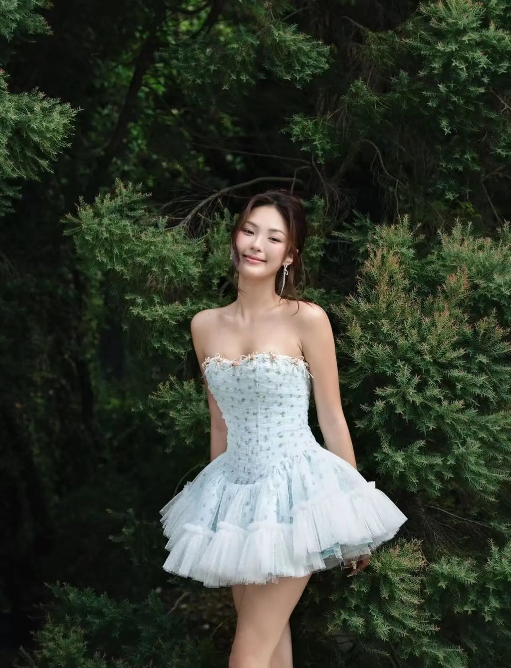 irene floral print strapless tulle mini dress in blue Avalabel