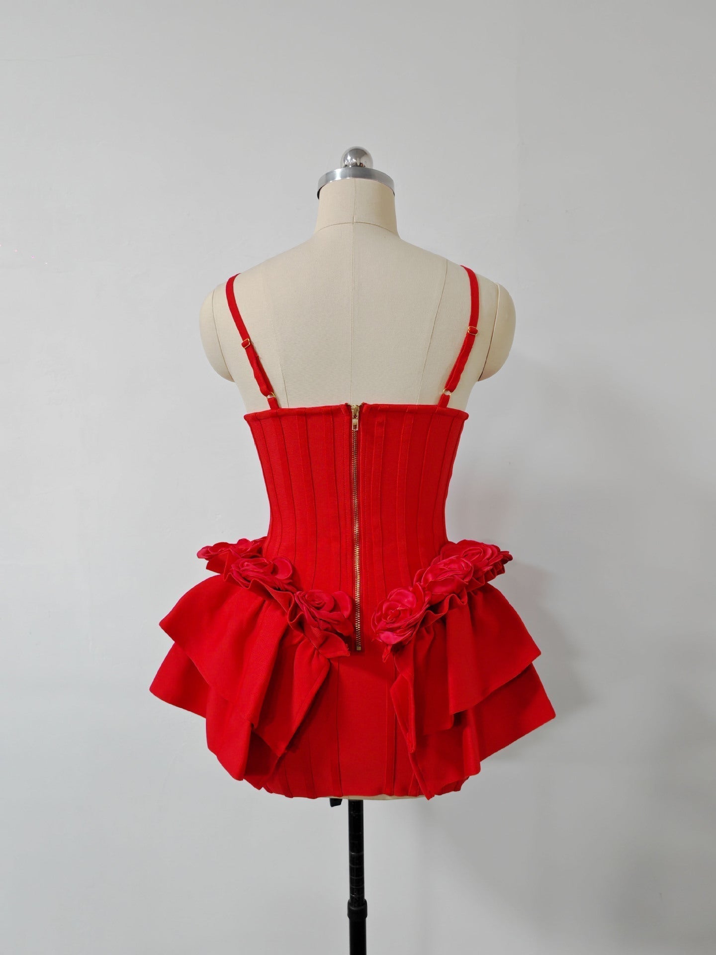 Marcia Sleeveless Sequins Flower Bandage Mini Dress in Red Avalabel