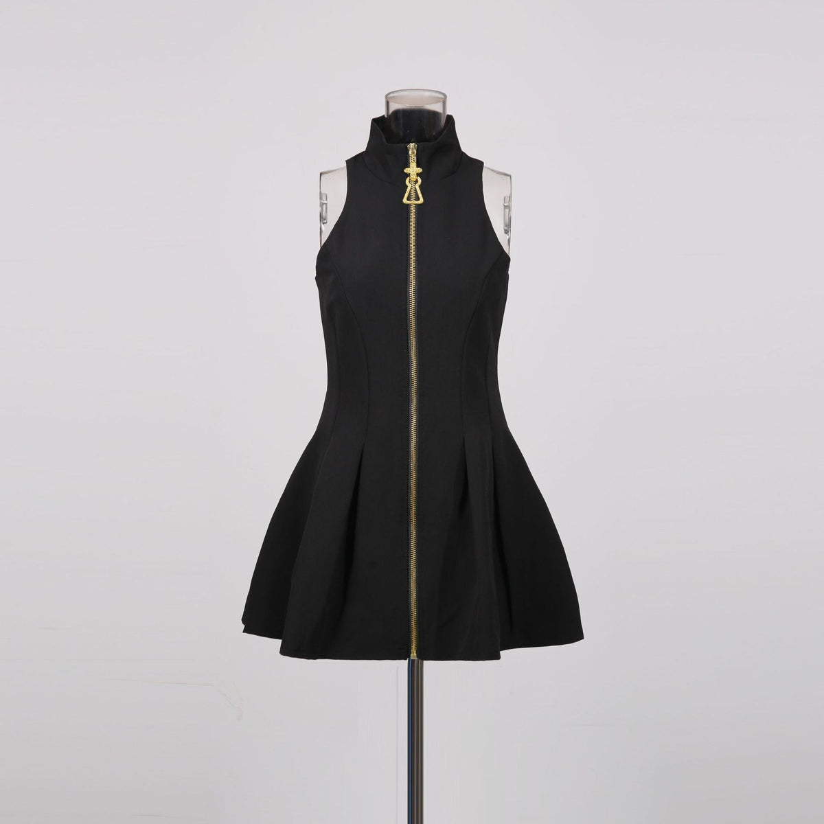 Carol Black Halterneck Dress in Grain Avalabel
