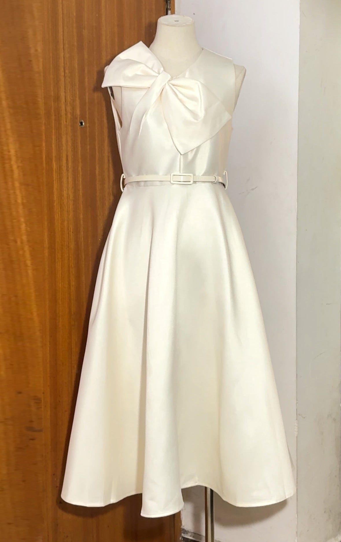 Irregular Bow A-line Midi Dress with Belt Avalabel