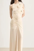 nicola Flower bow pleated bodycon maxi dress in white Avalabel