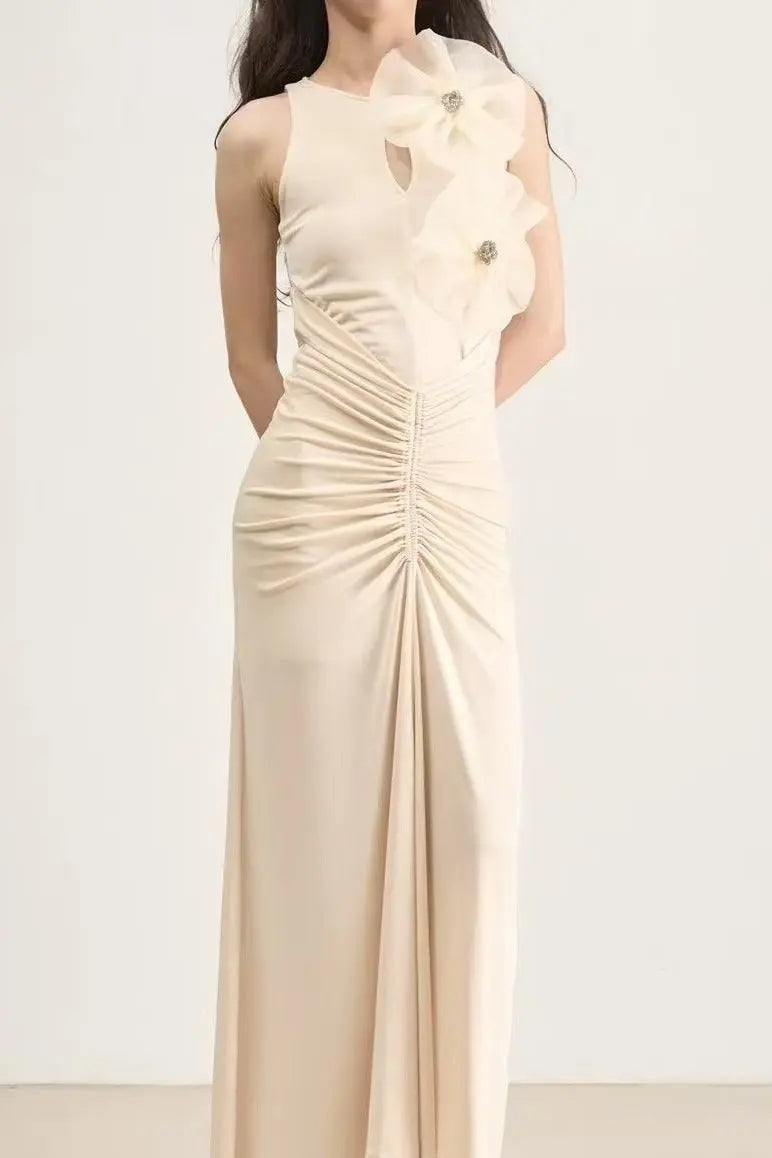 nicola Flower bow pleated bodycon maxi dress in white Avalabel