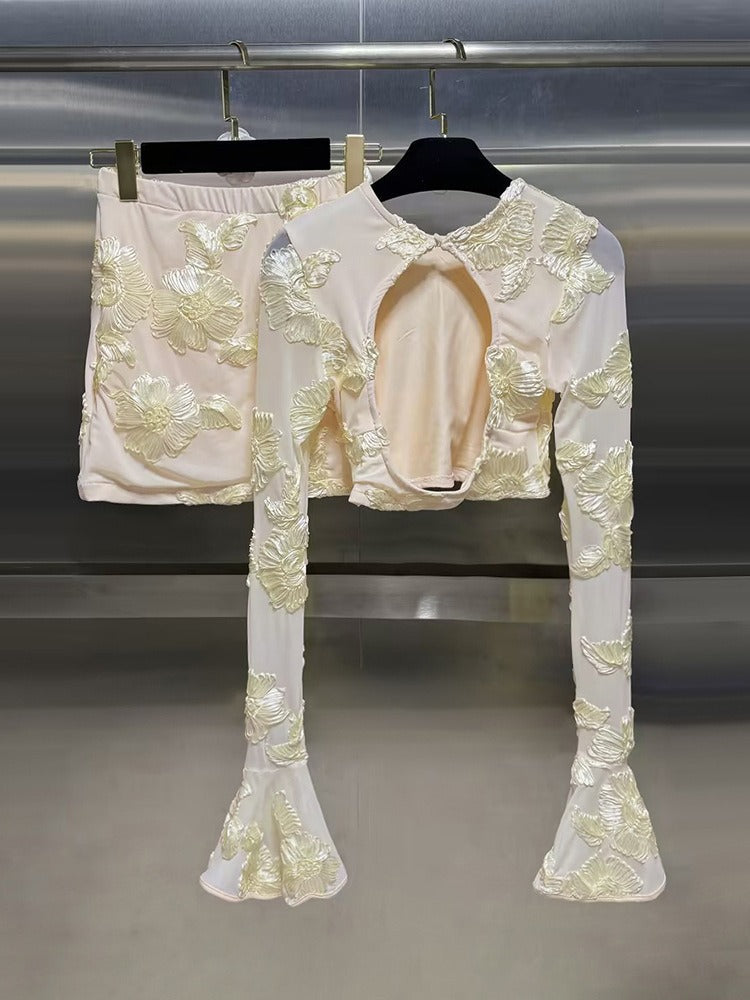 Nefertiti Apricot Embroidered Floral Backless T-shirt and Skirt Set Avalabel