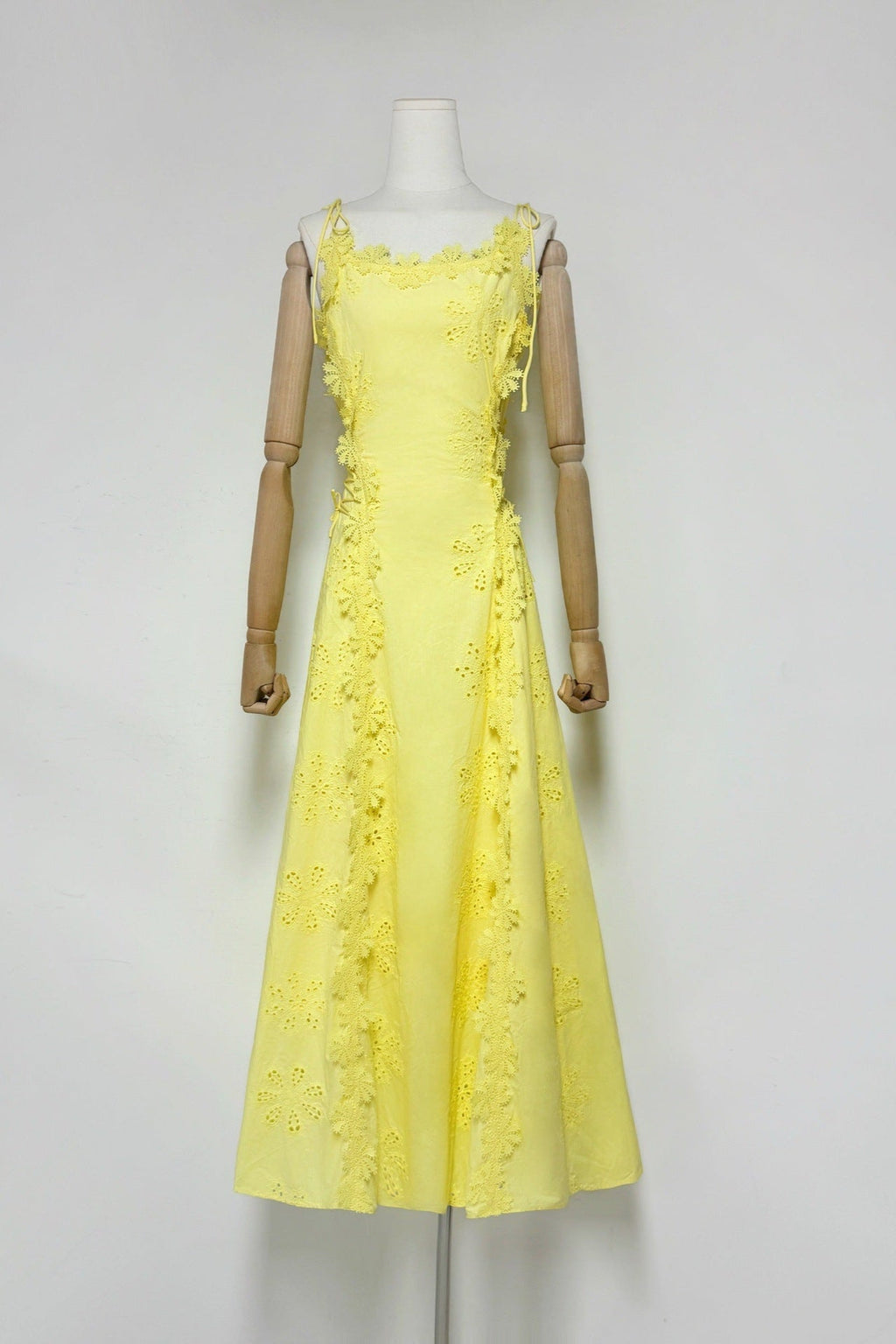 Lace Trim Embroidery Hollow Midi Dress in White Avalabel