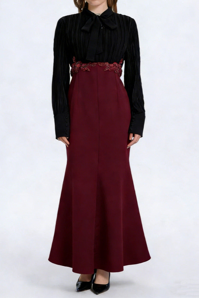 Carlin Balloon Sleeve Ruched Tie Up Midi Dress - Black & Red Avalabel