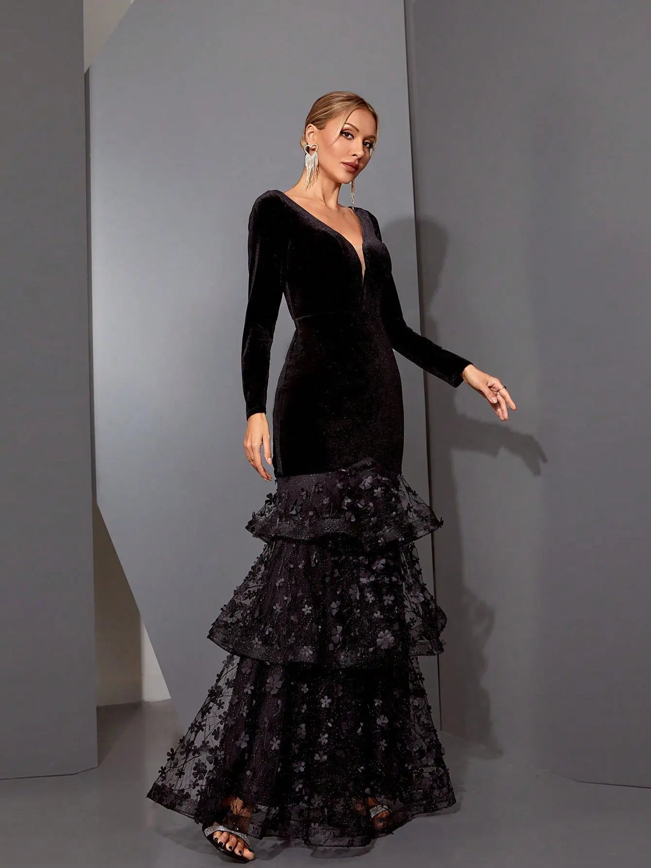 eunice black flower appliqué fishtail layer velvet maxi dress Avalabel