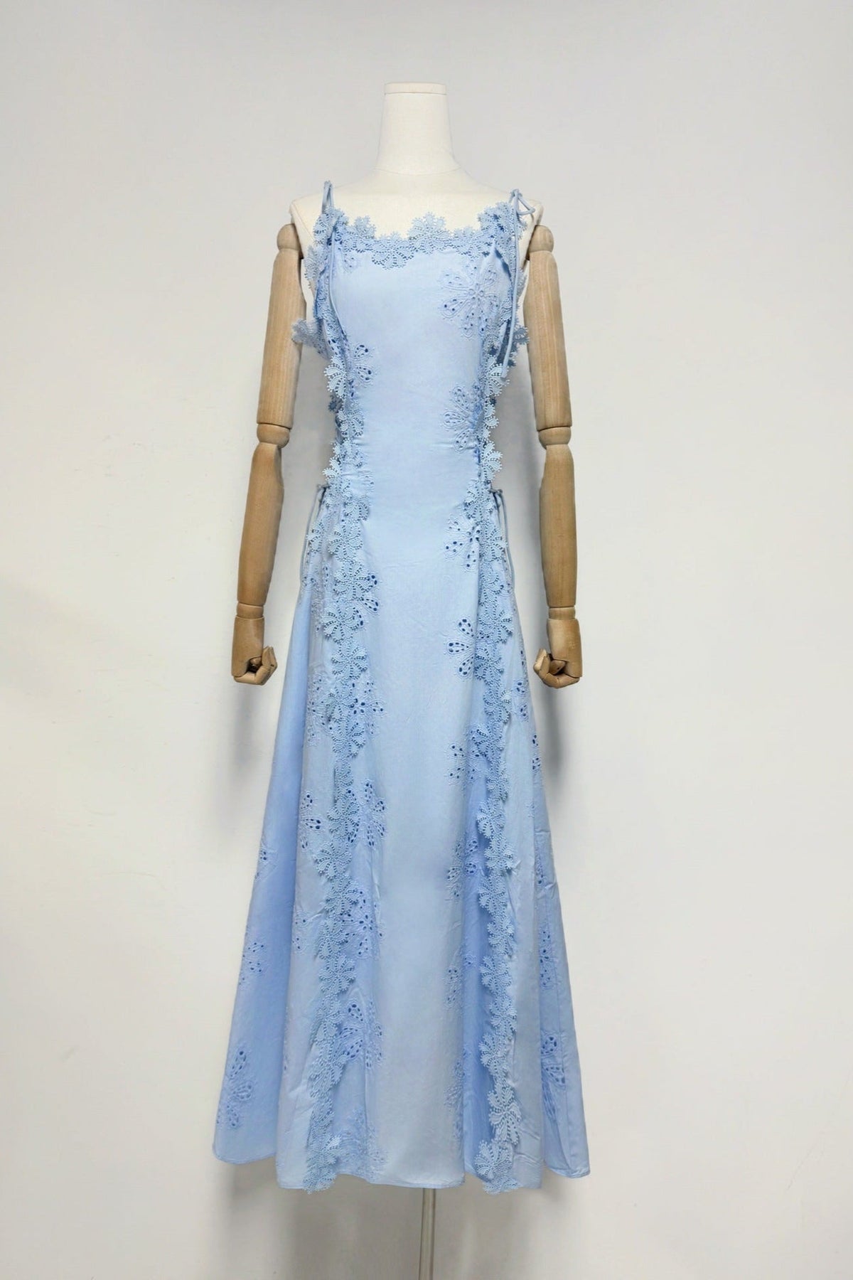 Lace Trim Embroidery Hollow Midi Dress in White Avalabel