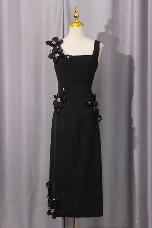 Sabrina 3DD Flower Midi Dress in Black Soraya