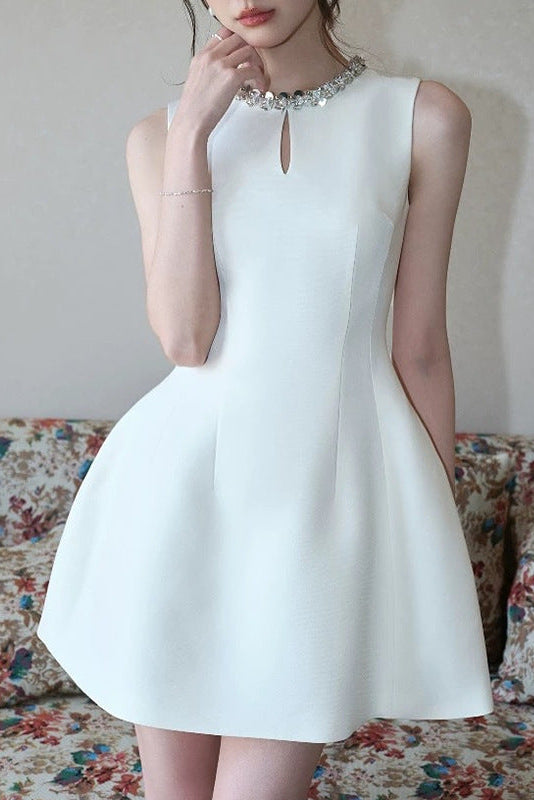 alyssa Round neck diamond sleeveless dress in white Avalabel
