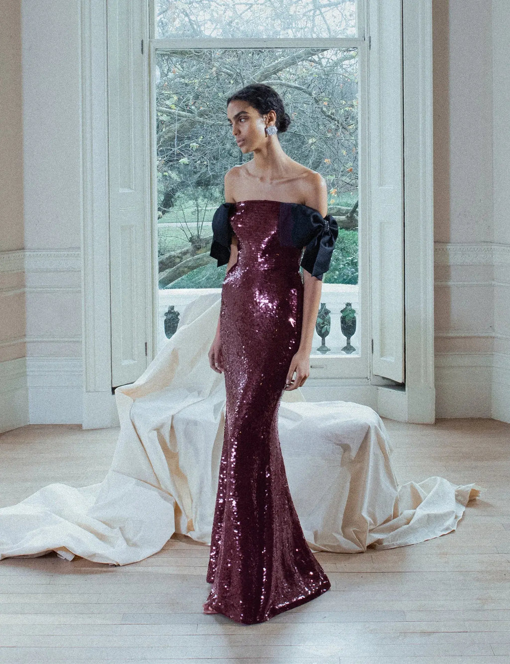 jessie Bow Detail Bardot Sequin Maxi Dress In burgundy Avalabel