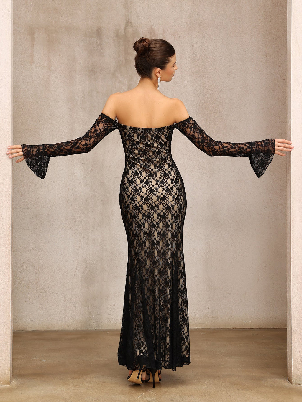 anna One-shoulder lace long sleeves maxi dress in black Avalabel