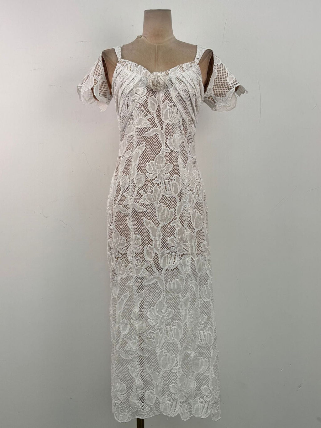 Phoenix Floral Applique Hollow Lace Midi Dress - White Avalabel