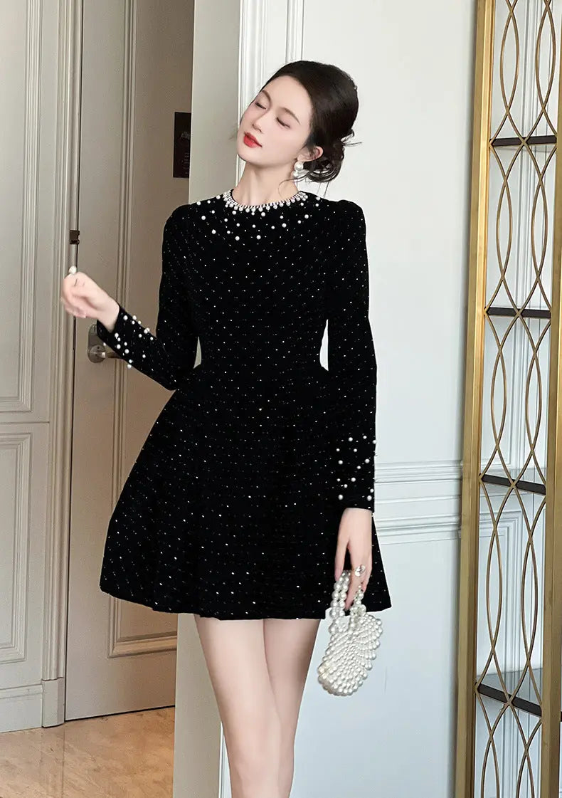 sheila black Beaded rhinestone-embellished flared mini dress Avalabel