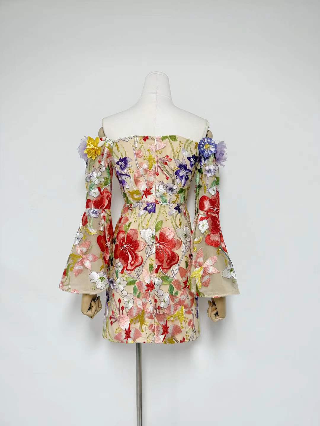 tabitha multicolor Off Shoulder Mini Dress in Floral Avalabel