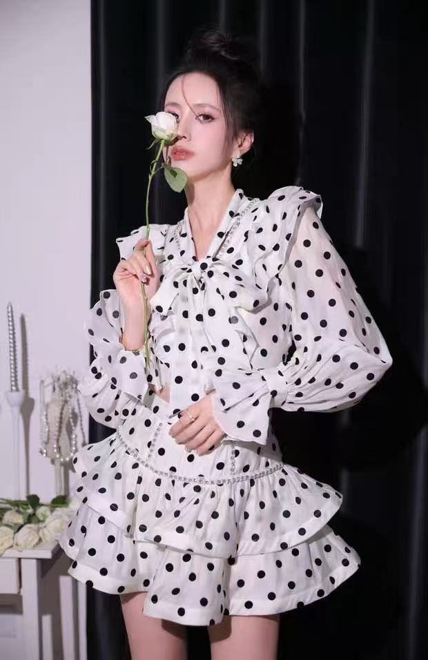 Black-white polka dot ruffled long-sleeved top with puffy skirt Avalabel