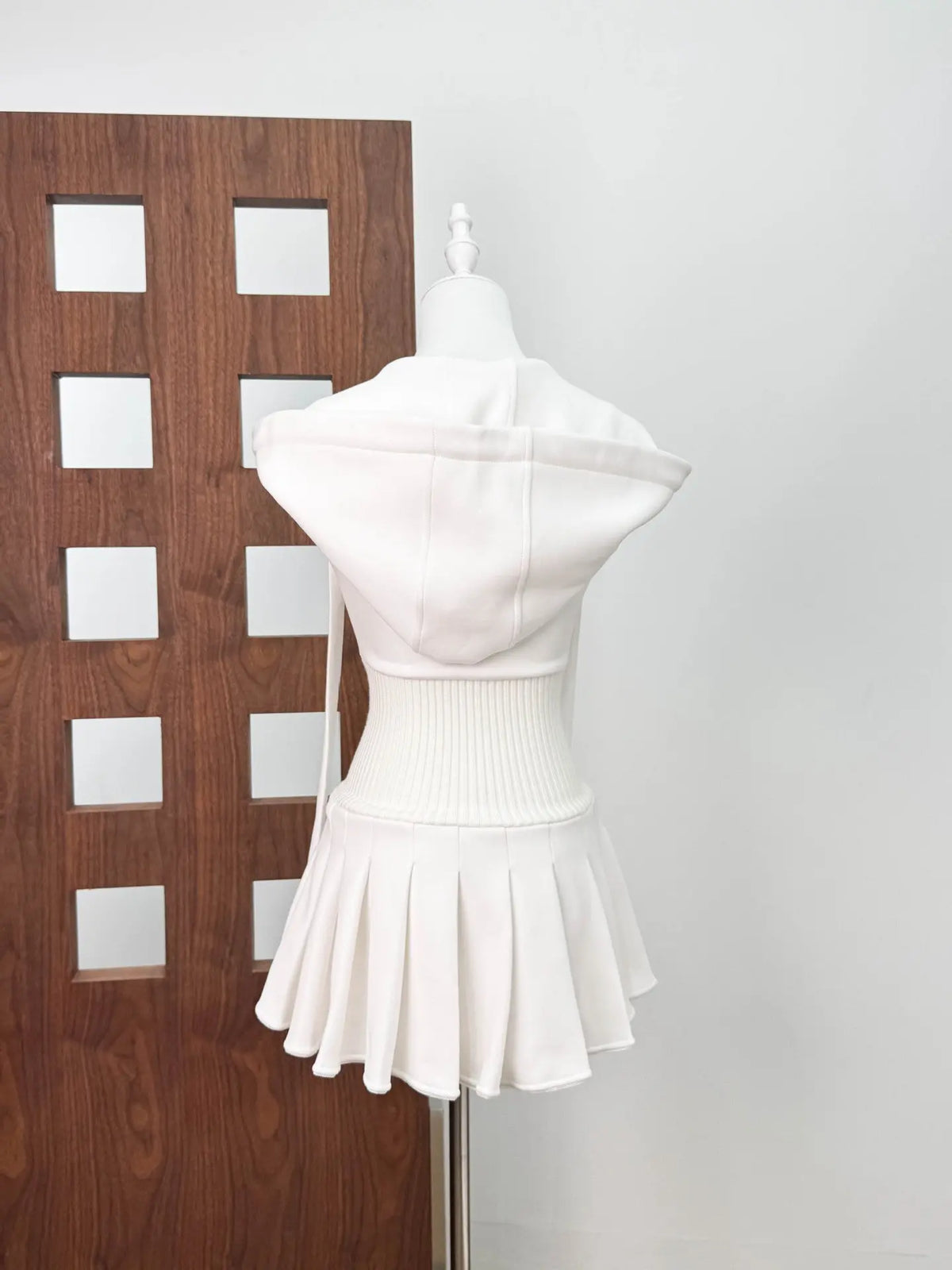 Cliffa Sleeveless Knit Mini Dress - White Avalabel