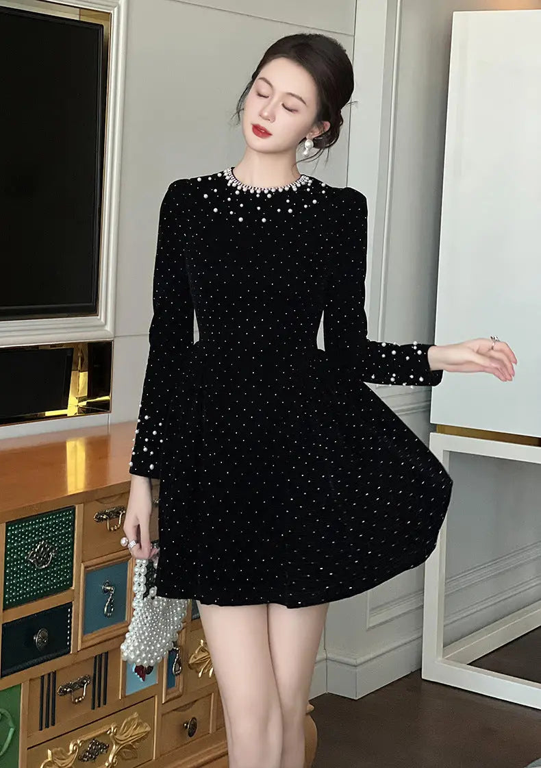 sheila black Beaded rhinestone-embellished flared mini dress Avalabel
