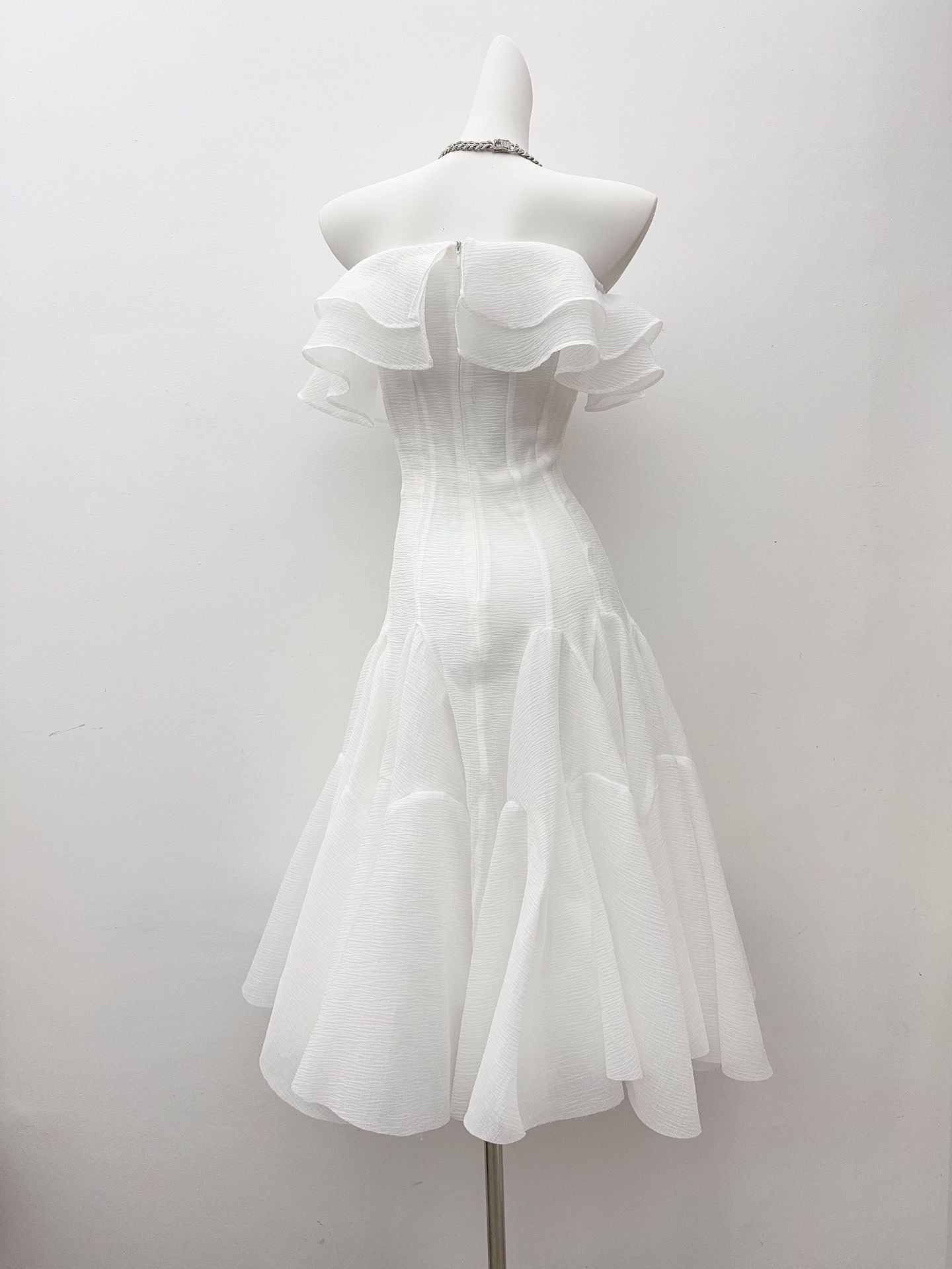 apphia Off Shoulder Ruffle Midi Dress In white Avalabel