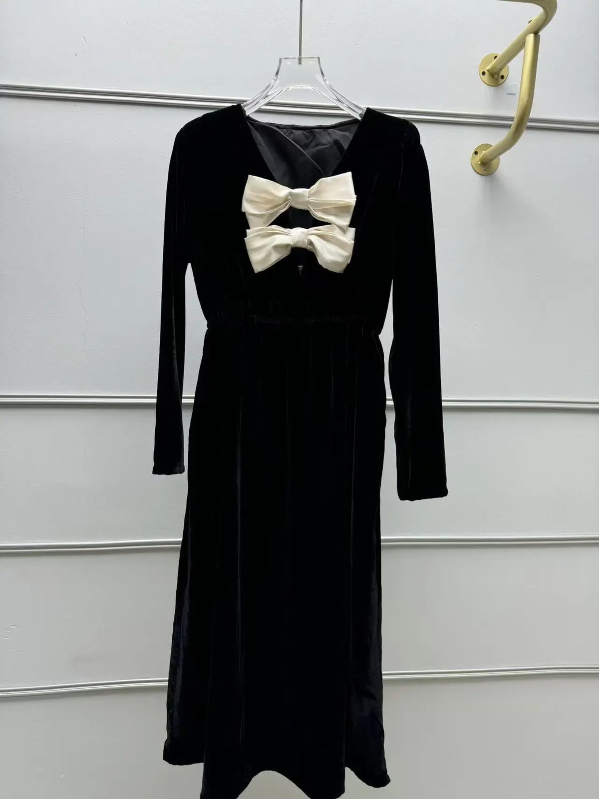 wallis black v-neck bow cutout velvet midi dress Avalabel