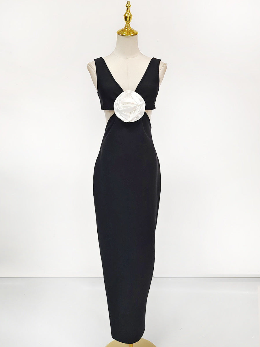 Flower V-Neck Hollow Out Maxi Dress in Black Avalabel