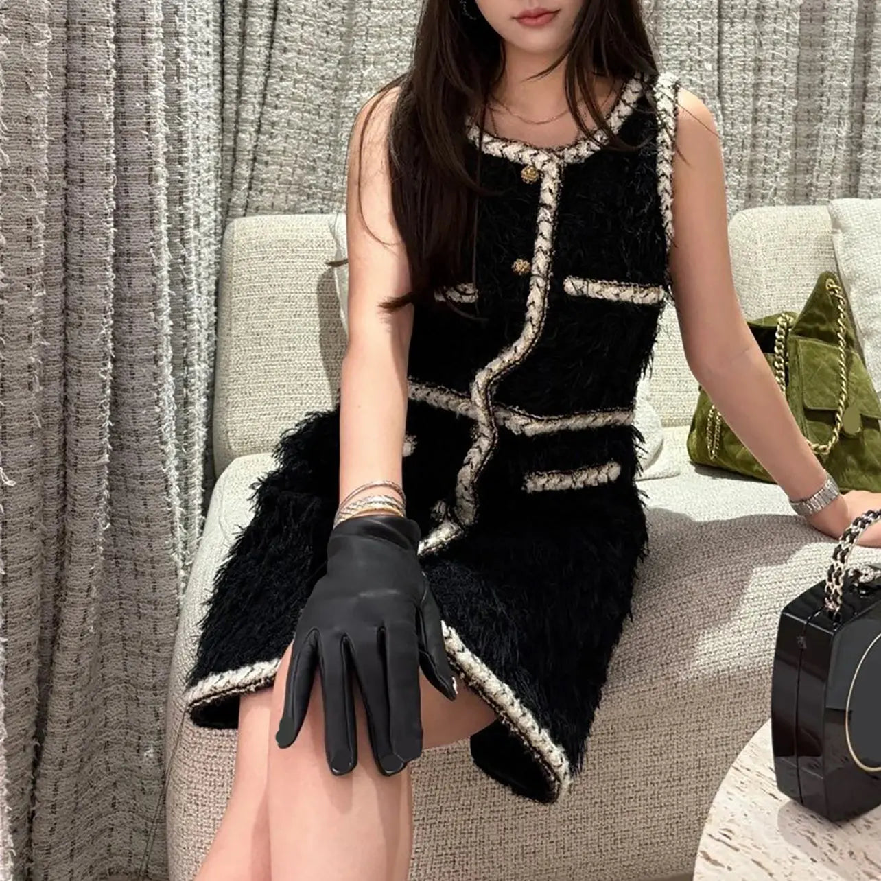 Wool Tweed sleeveless Short Dress in black Avalabel