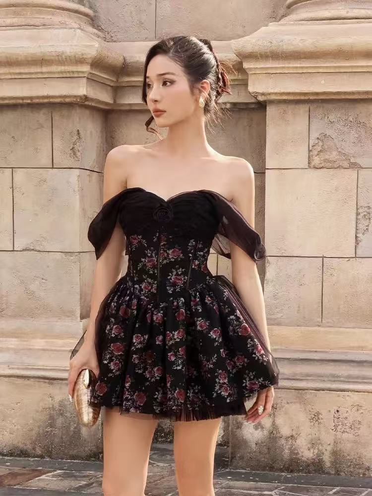 Bonnie Floral Printed Strapless Mini Dress in Black Avalabel