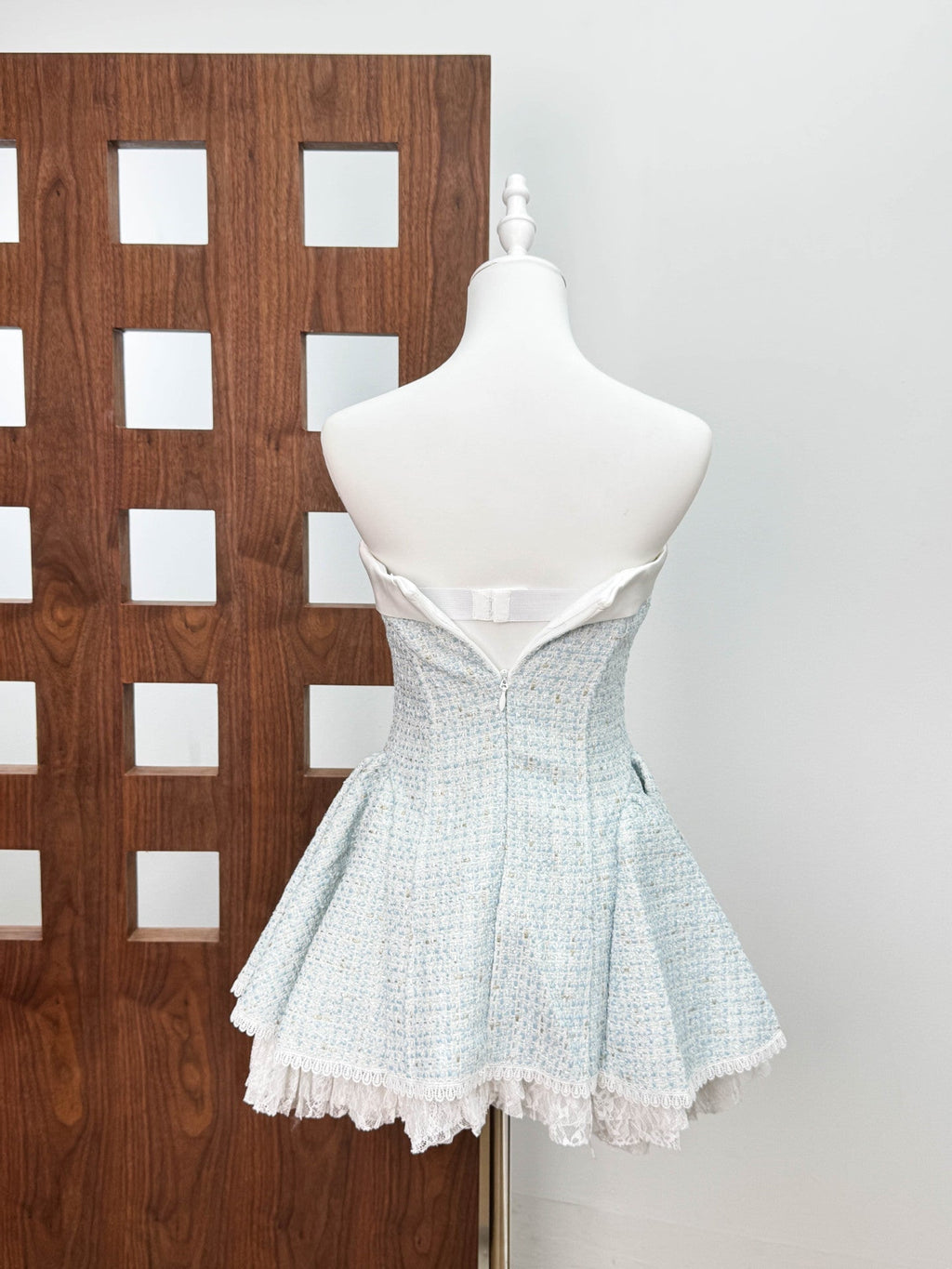 Bow Woven Lace Tube Top Mini Dress in Pink Avalabel