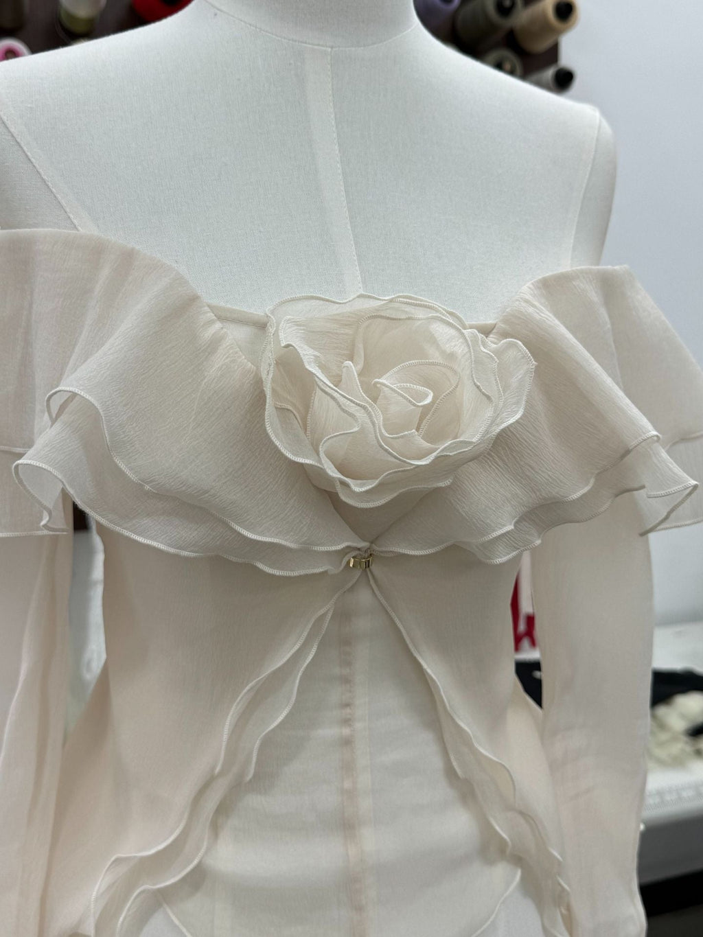 apricot One-shoulder tube top with backless ruffled mesh skirt set Avalabel
