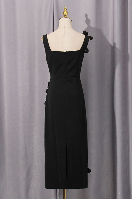 Sabrina 3DD Flower Midi Dress in Black Soraya
