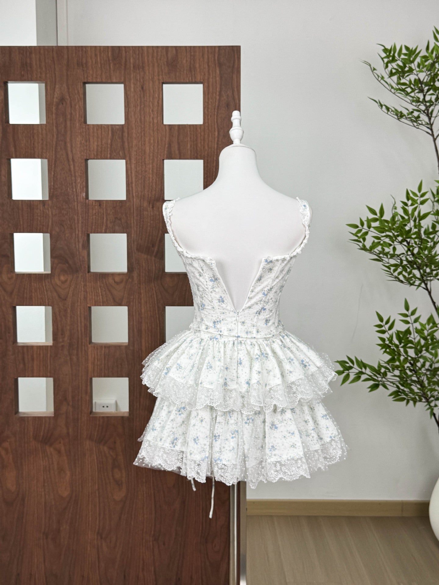 Alisa Floral Printed Lace Trim Mini Dress in White Avalabel