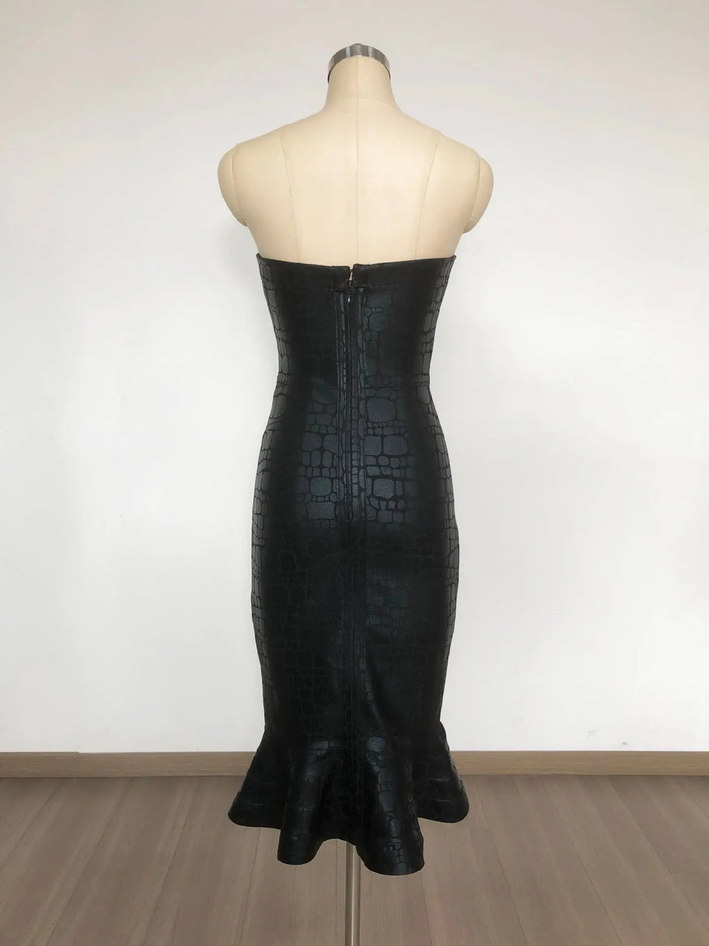 eudora off shoulder bodycon fishtail hem midi dress in black Avalabel