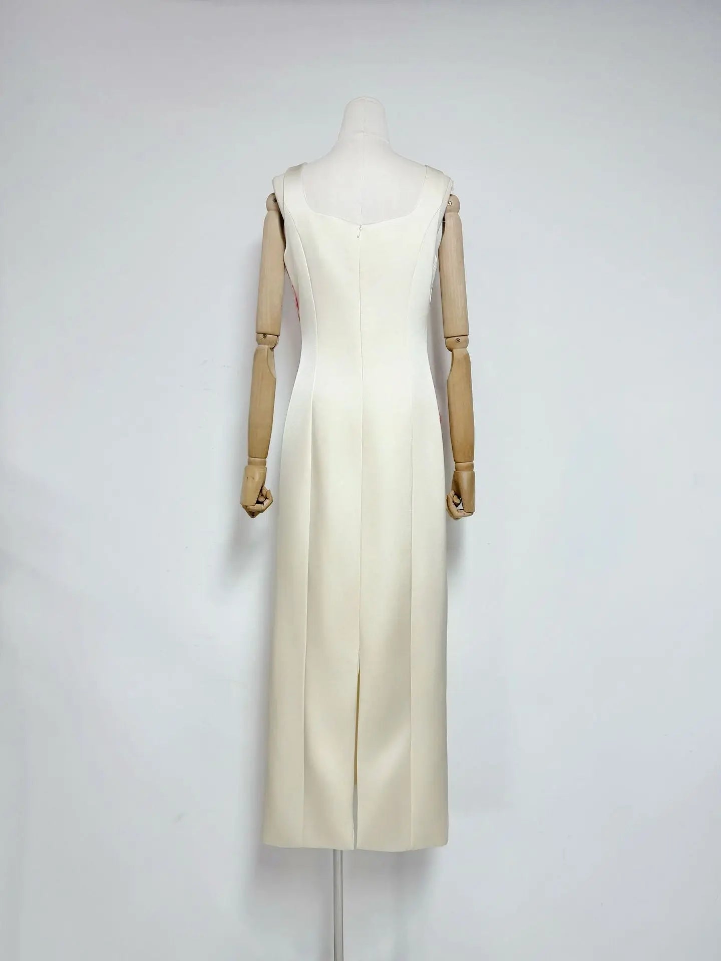 nicola square neck flower embroidery satin maxi dress in apricot Avalabel