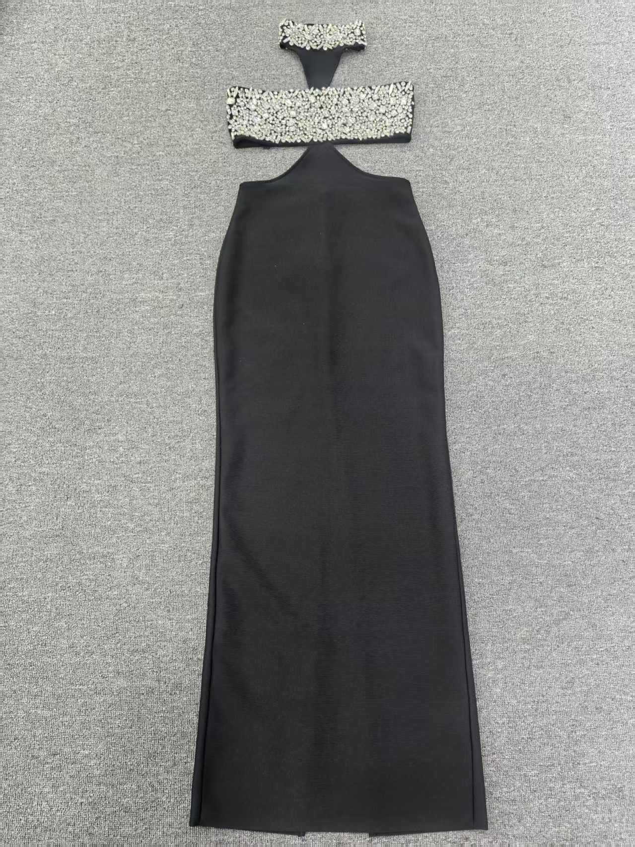gwendolyn crystal halter cut out maxi dress in black Avalabel