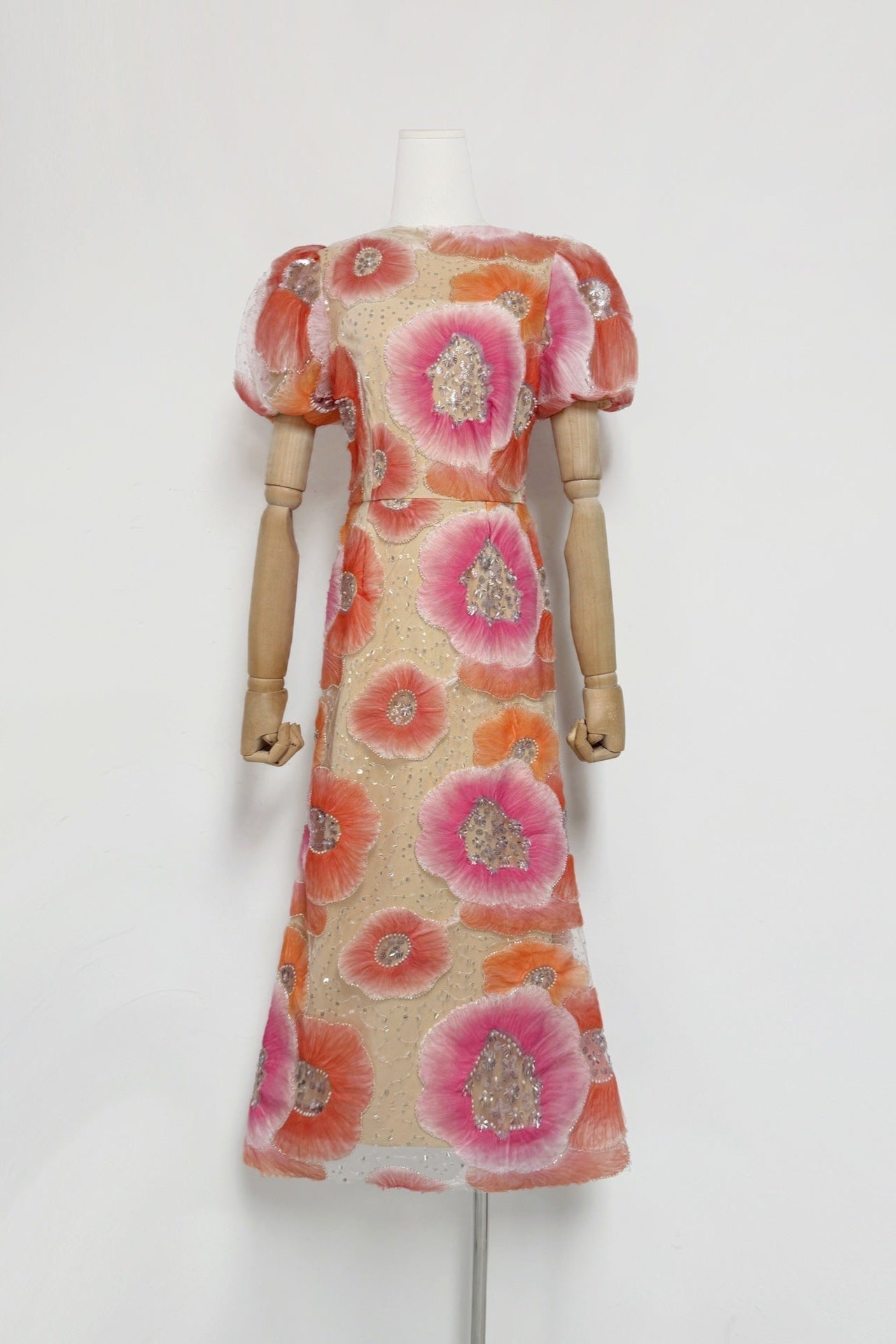 Lydia Puff Sleeve Floral Midi Dress in Pink Soraya
