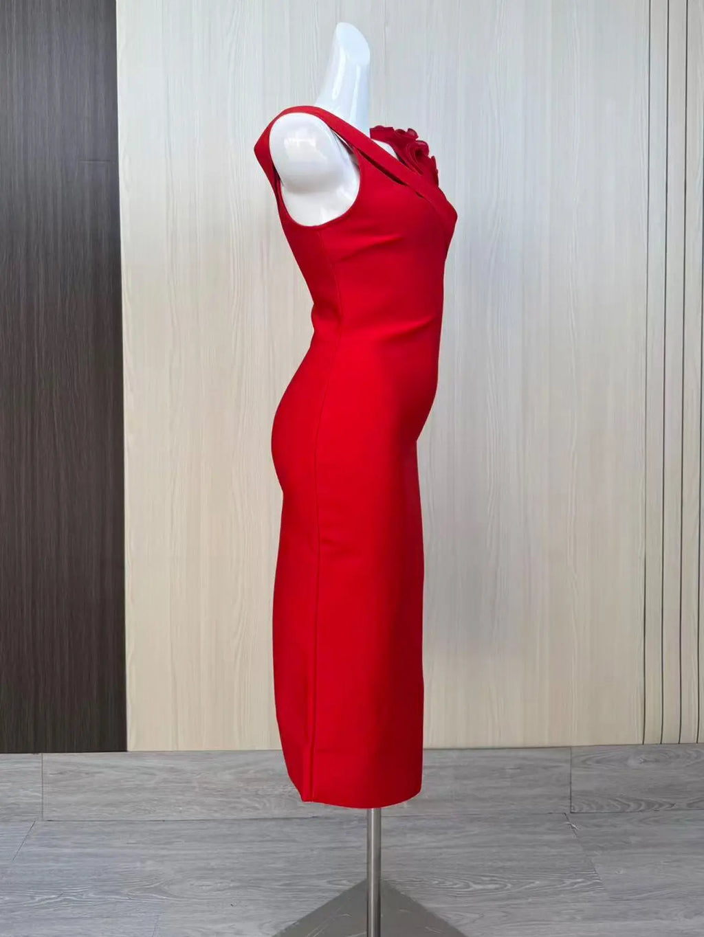 jessica Red 3D Flower Bandage Midi Dress Avalabel